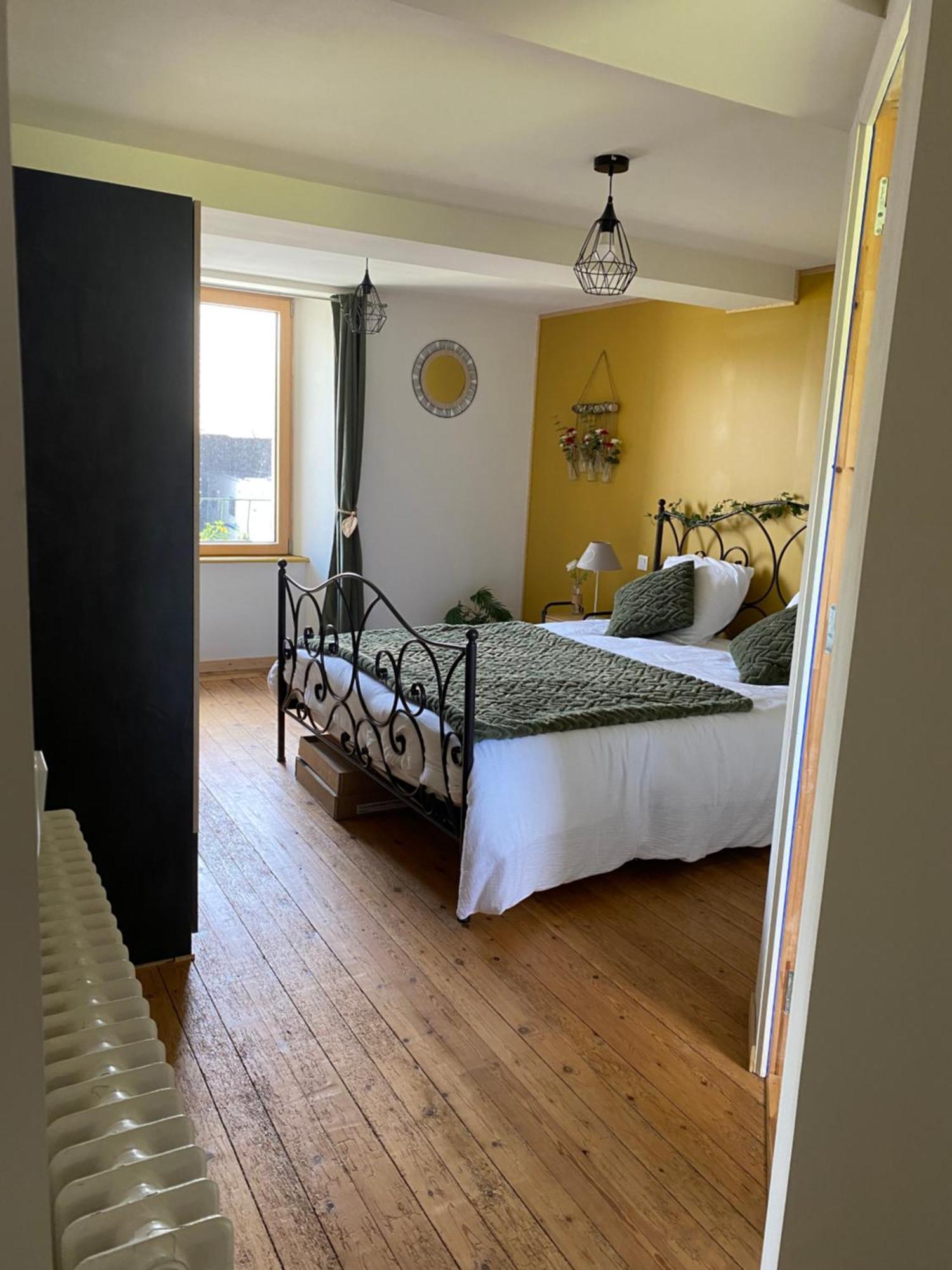Bed and Breakfast La Pautiere Saint-Sauveur-Lendelin Экстерьер фото